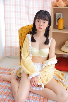 校花小雪与门卫老汉小说
